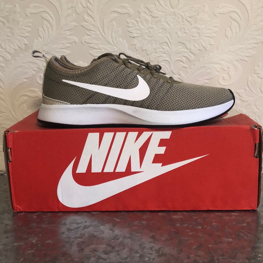 Nike Dual Tone Racer